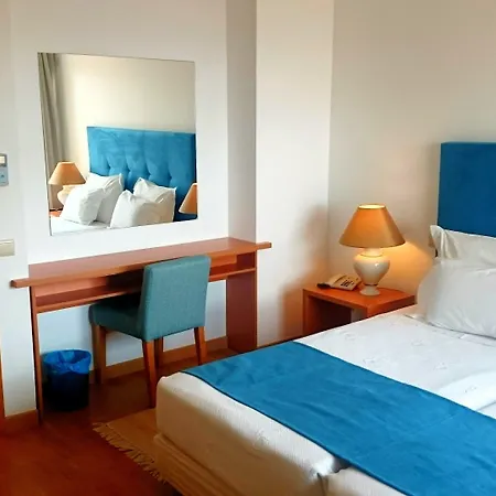 Baia Cristal & 4* Carvoeiro (Lagoa)