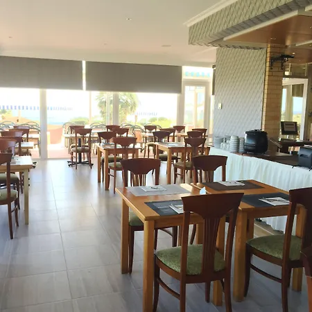Baia Cristal & Карвоейру