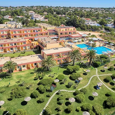 Baia Cristal & Hotel