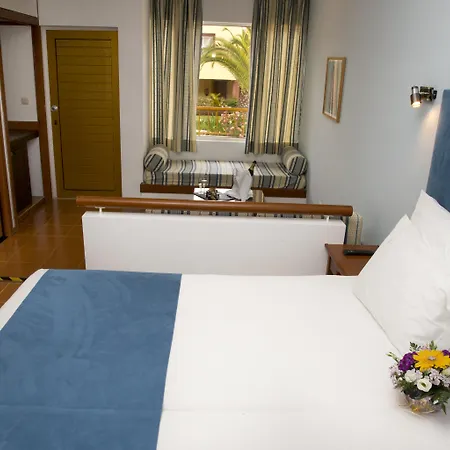 Baia Cristal & 4* Carvoeiro (Lagoa)