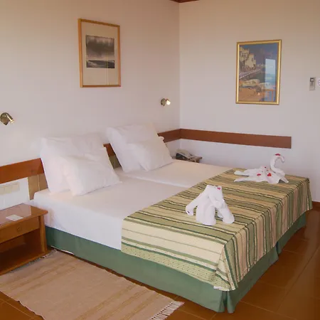 Baia Cristal & Hotell 4*