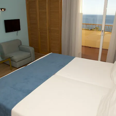 Baia Cristal & Hotell 4*